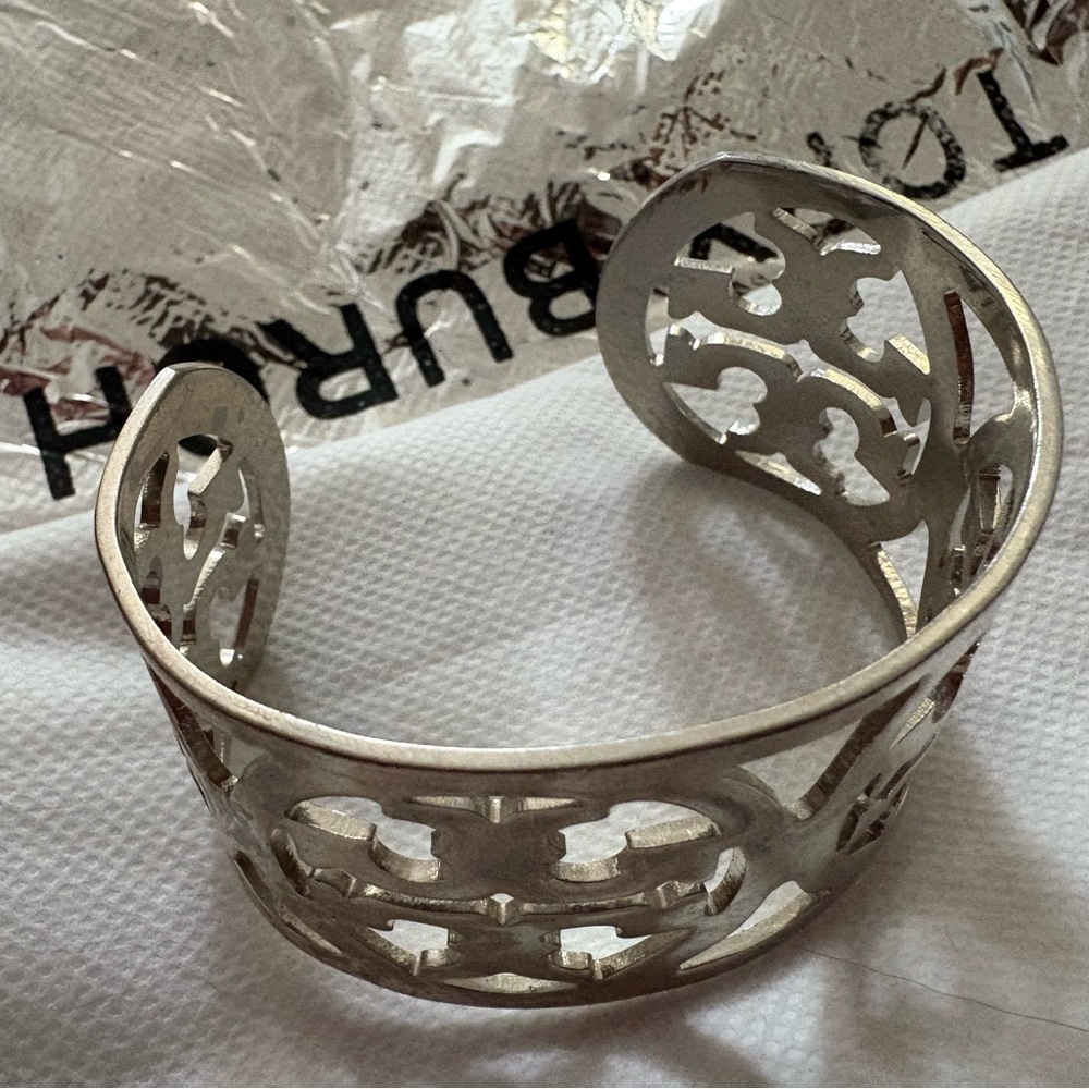 Tory Burch Silver Wide Logo Reva Cuff Bracelet - Picture 7 of 7